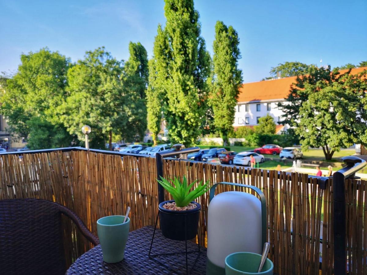 Central Home Apartment In The City Center Eger Exterior foto