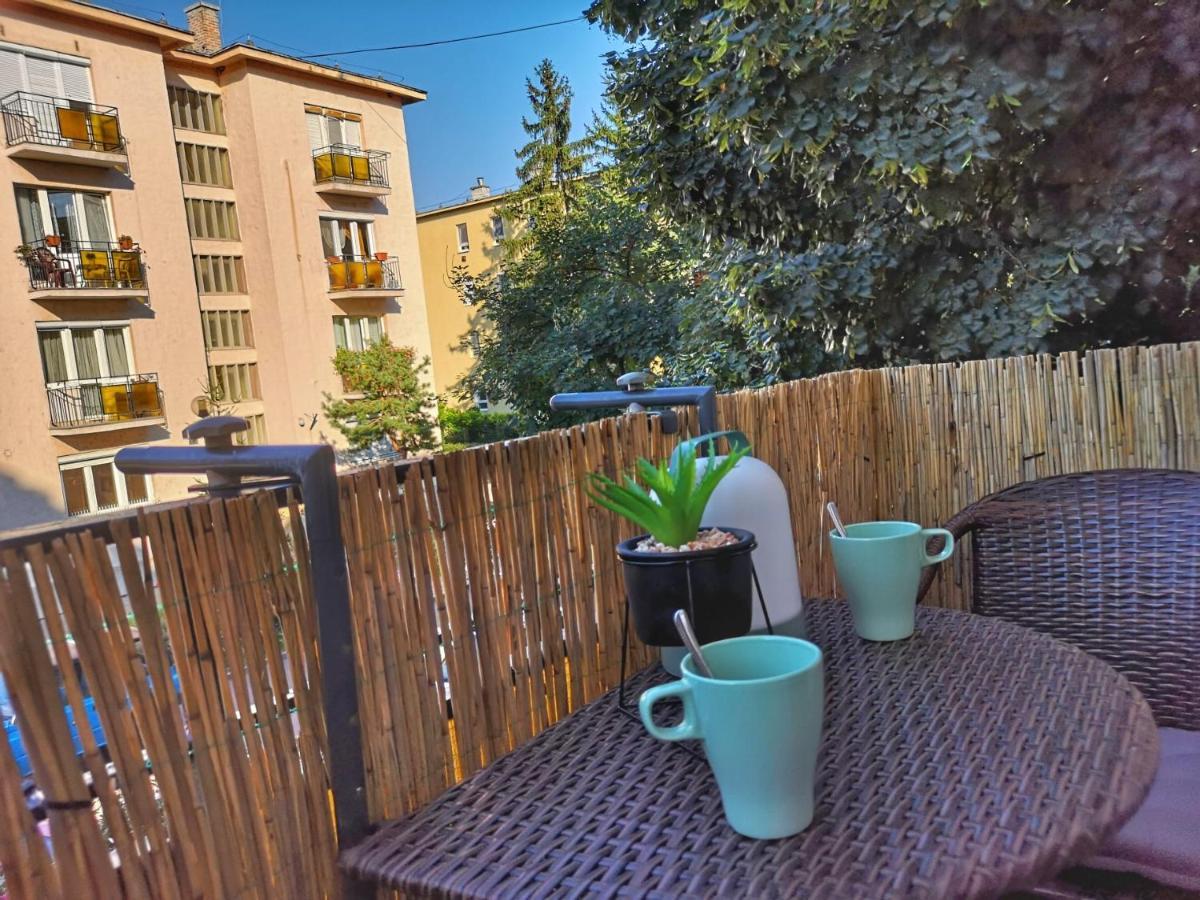 Central Home Apartment In The City Center Eger Exterior foto